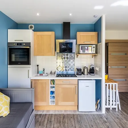 Apartment Dreams And Sensations